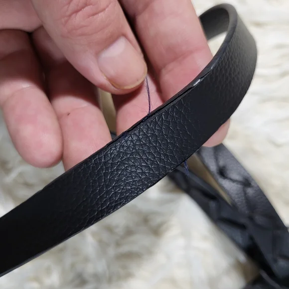 Tommy Bahama Genuine Leather Black Tote Bag - Picture 11 of 16